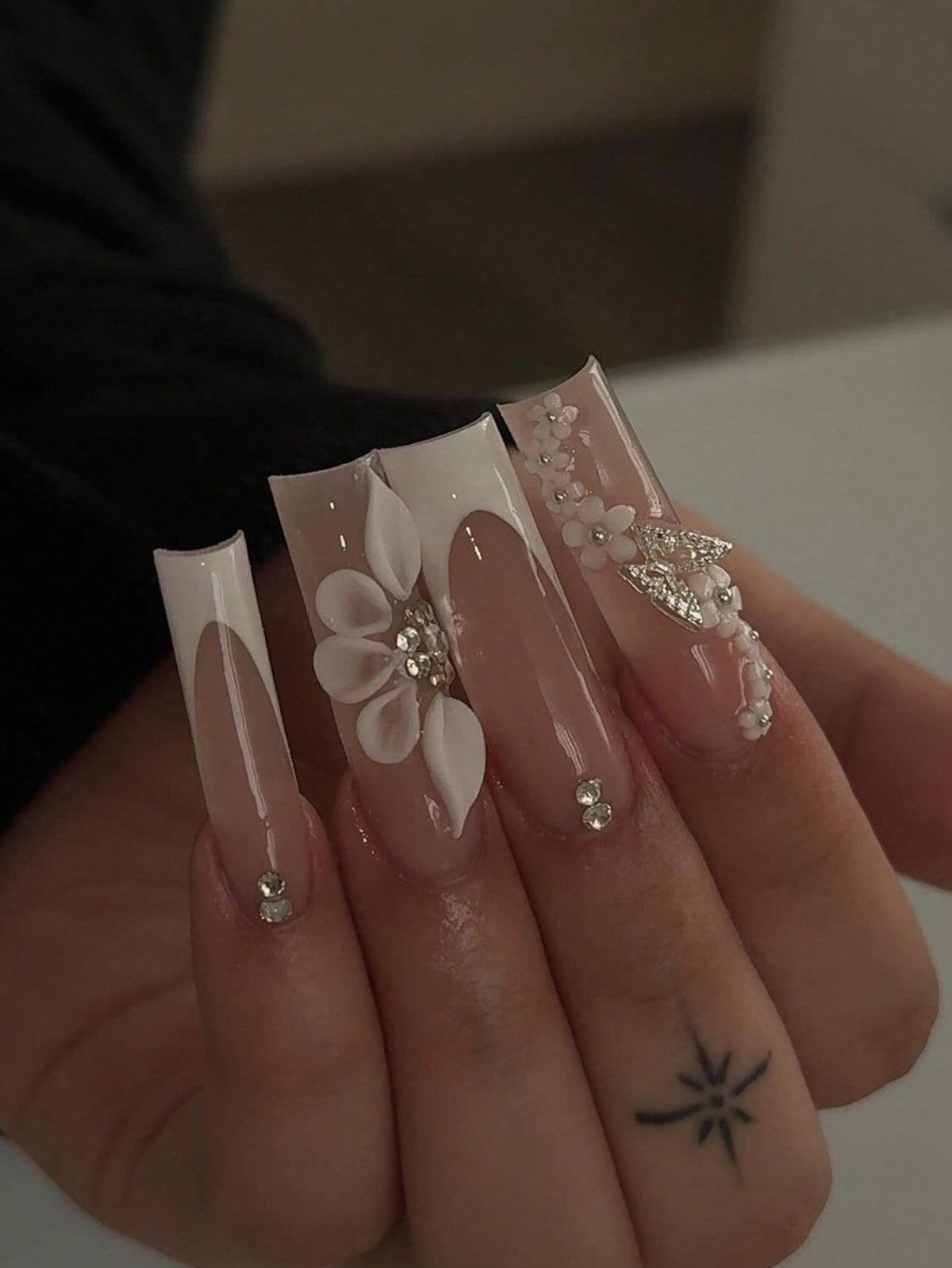 Luxury Butterfly Rhinestone Press Nails