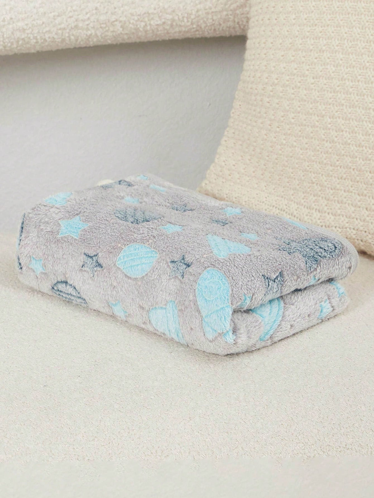 PETSIN Purple Paw Print Blanket