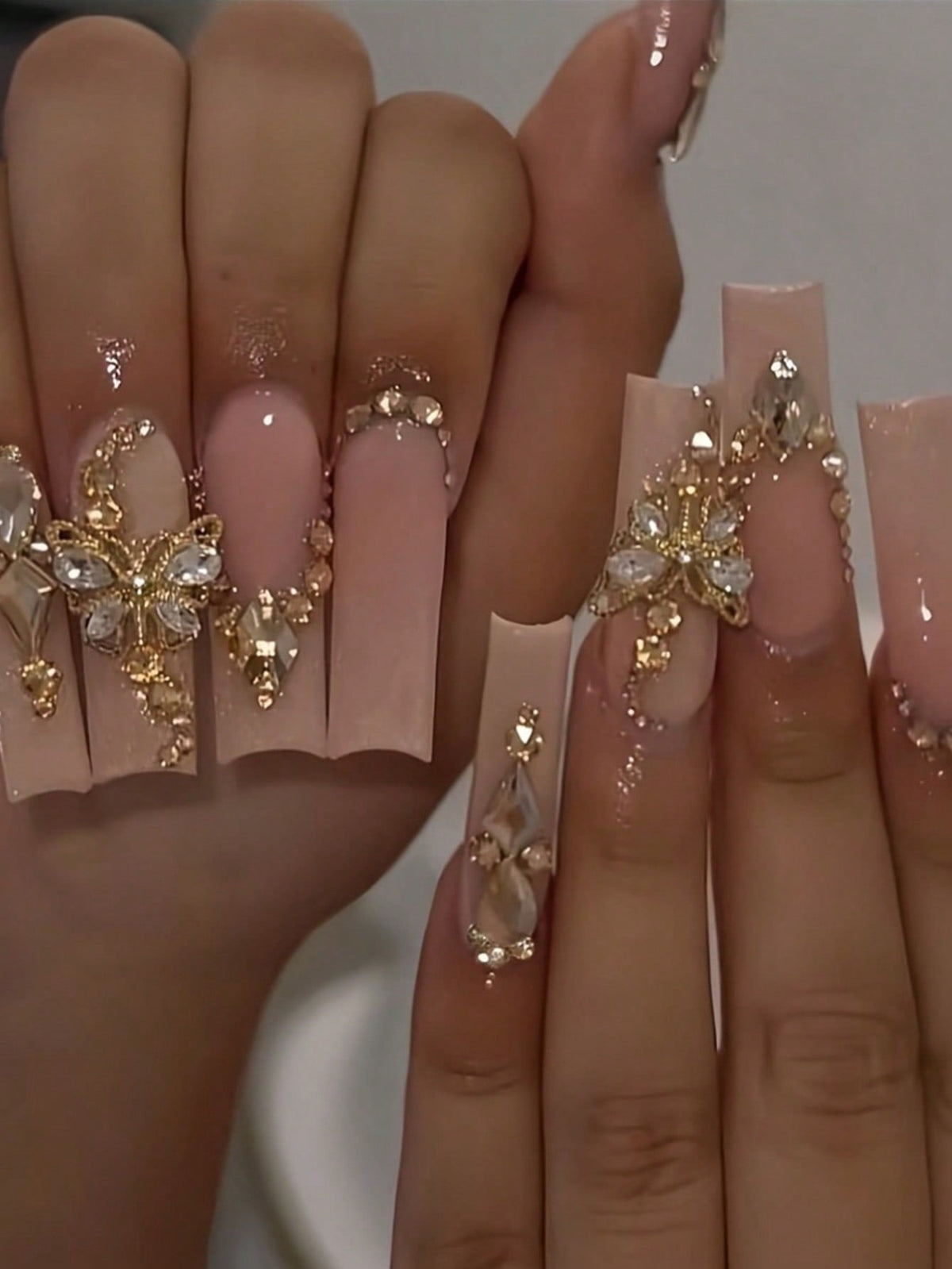 Luxury Butterfly Rhinestone Press Nails