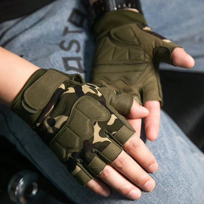 Sports Camo Half-Finger Gloves