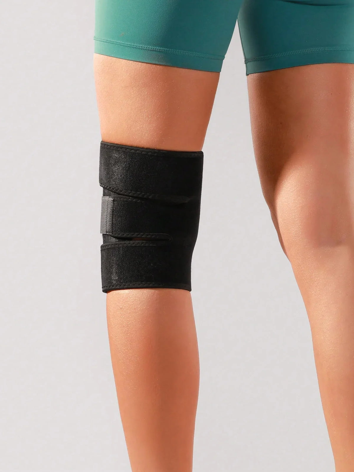 VBOSI Adjustable Neoprene Knee Support