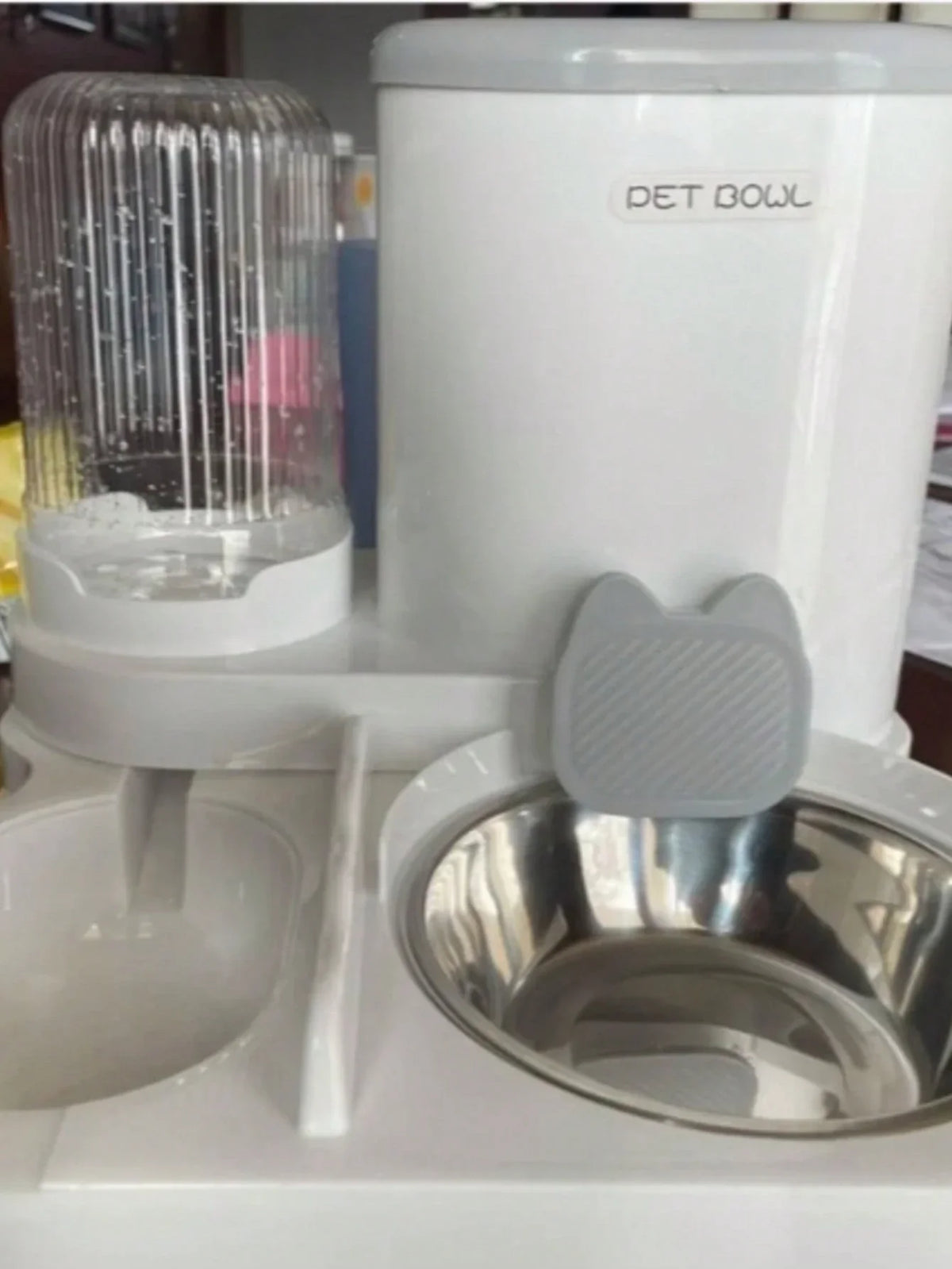 2-in-1 Cat Feeding Station