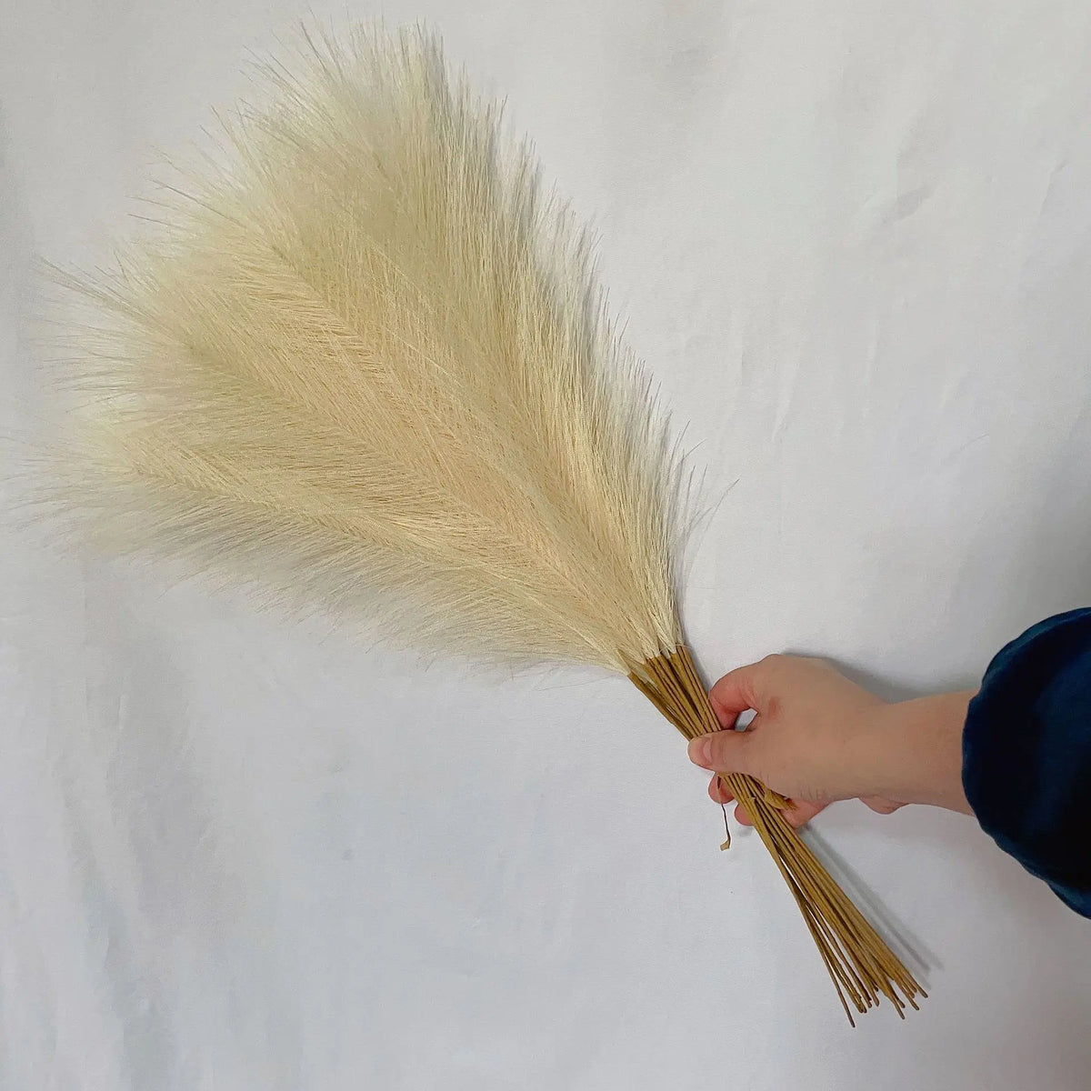10Pcs Artificial Flowers Fluffy Pampas Grass Decor Fake Plant Reed Flower for Wedding Boho Bouquet Office Hotel Vase Decoration